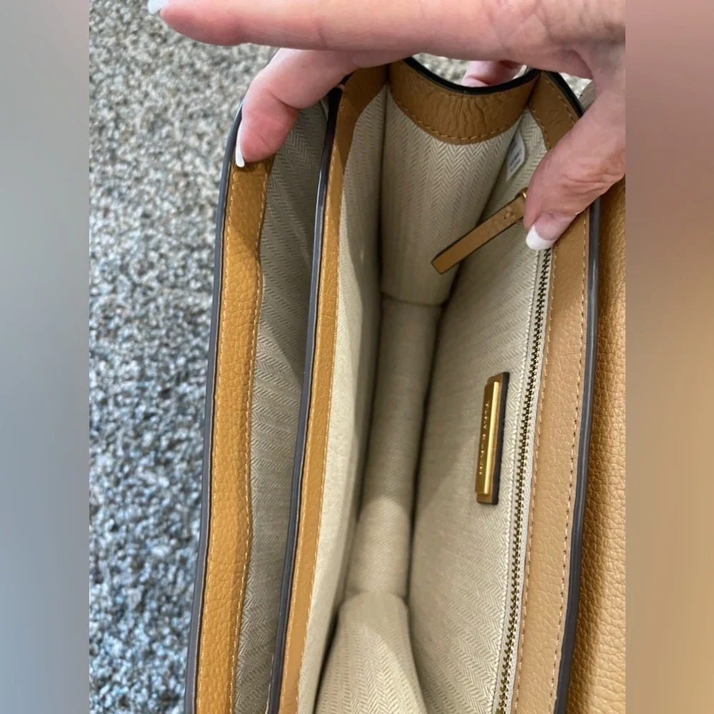 NWOT Tory Burch Britten Leather Shoulder Bag Tan Brown